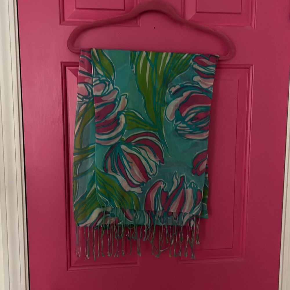 Lilly Pulitzer Fringe Scarf!!!